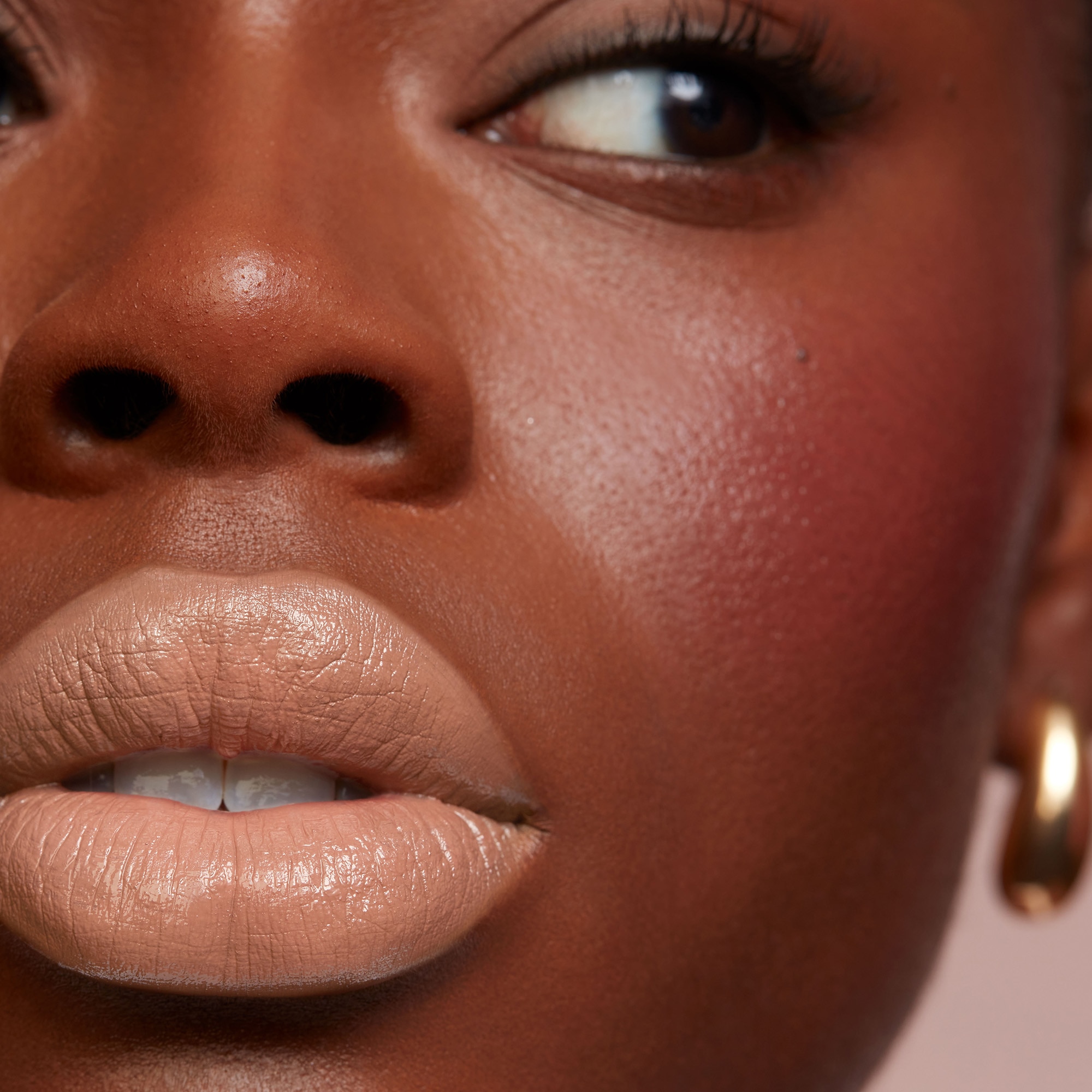 MONOCHROME MOMENT LIP CR&Egrave;ME (CREMA PARA LABIOS)